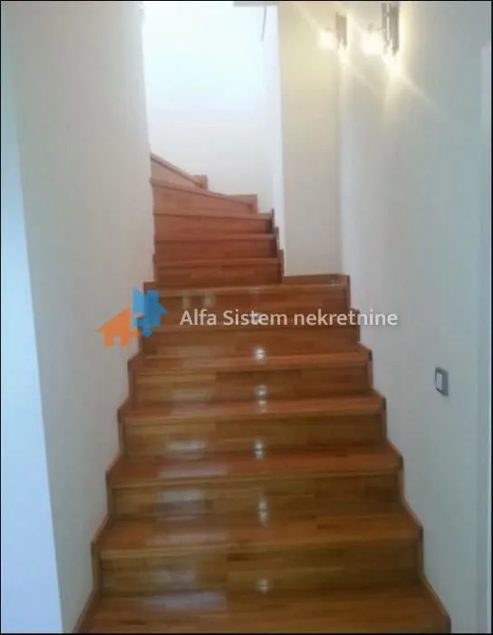Rent, house, 170m², Savski Venac, Beograd