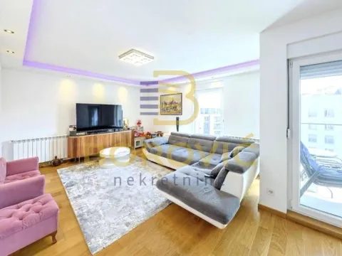 Stan in Zemun Sve Podlokacije