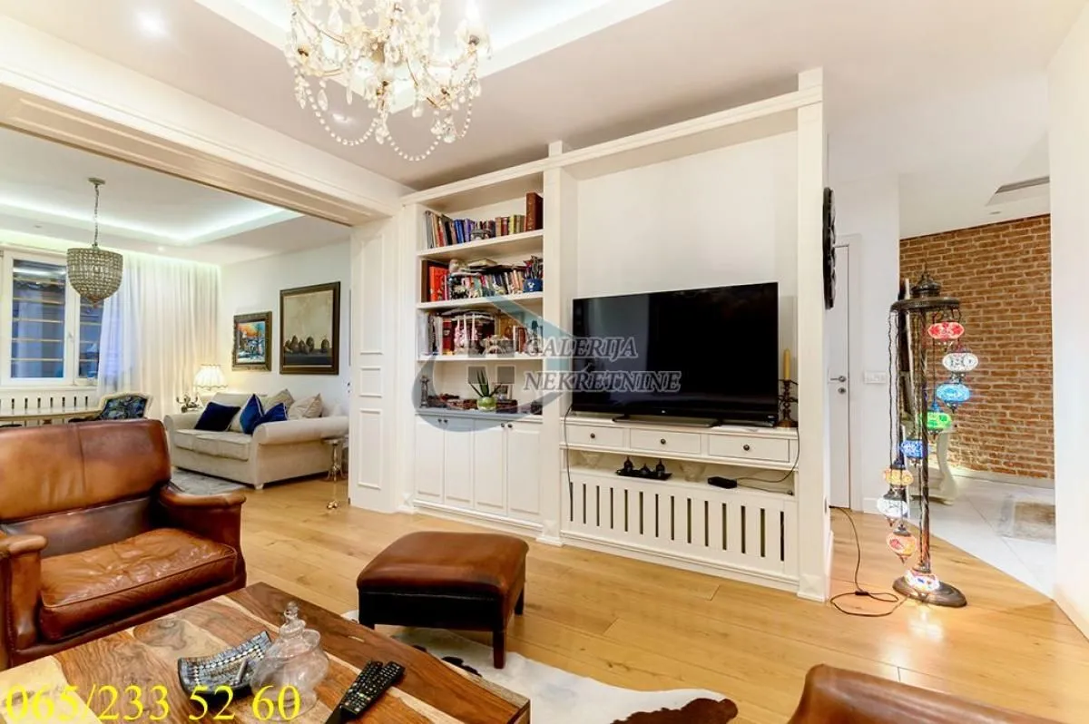 Sale, three bedroom apartment, 95m², Stari Grad, Beograd