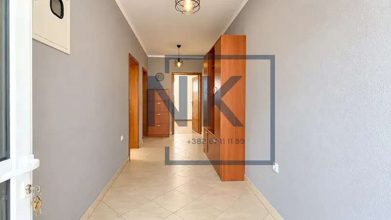 Rent, house, 200m², Donja Gorica, Podgorica