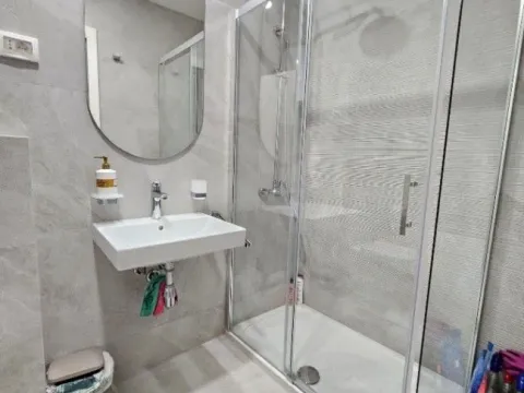 Izdavanje, jednosoban stan, 53m², Central Point, Podgorica - image 6