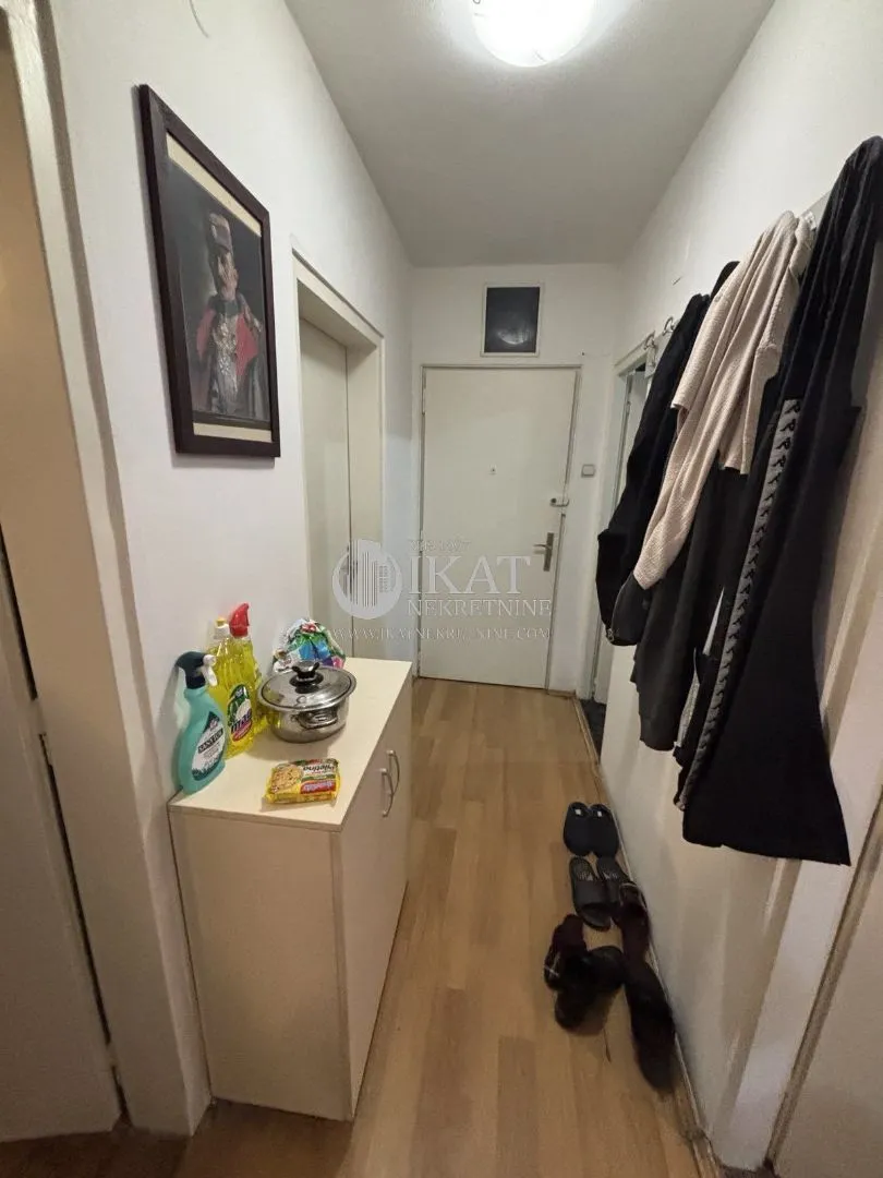 Sale, two bedroom apartment, 55m², Karaburma, Palilula Sve Podlokacije