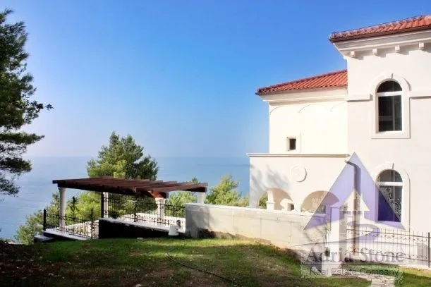 Sale, house, 805m², Sveti Stefan, Budva