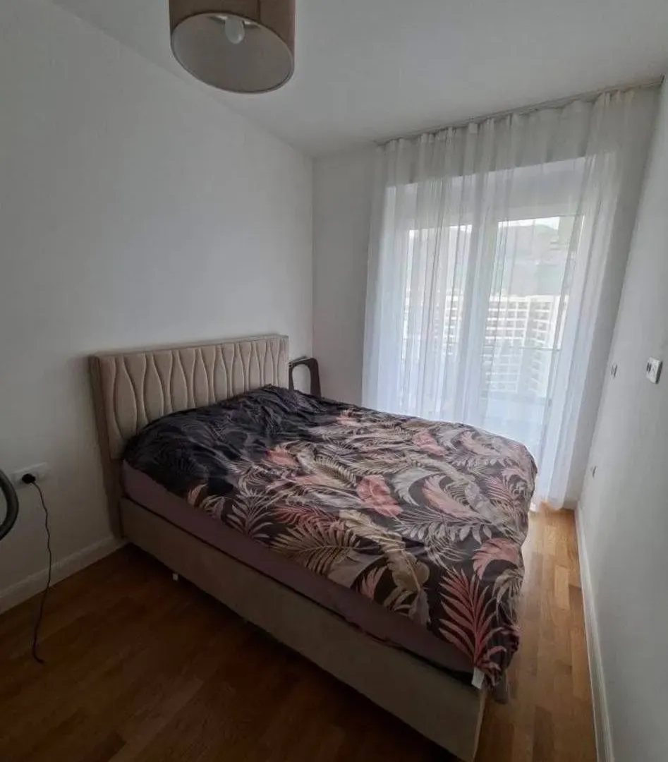 Prodaja, jednosoban stan, 47m², Centar, Bar