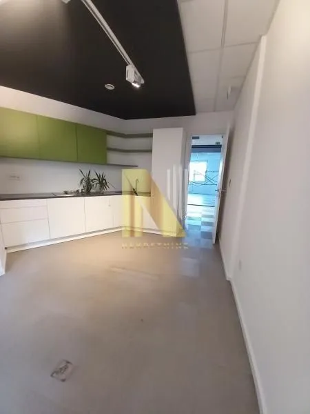 Rent, office space, 259m², Bulevar Evrope, Novi Sad Sve Podlokacije