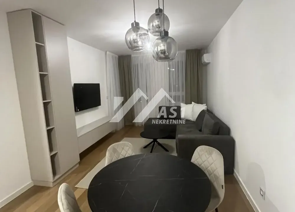 Izdavanje, dvosoban stan, 43m², Telep, Novi Sad Sve Podlokacije