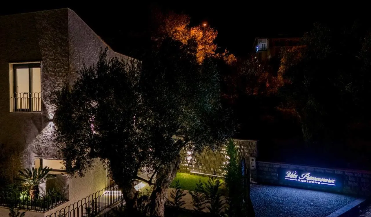 Sale, house, 240m², Kamenovo, Budva