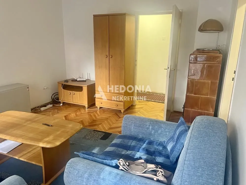 Prodaja, dvosoban stan, 50m², Banovo Brdo, Beograd