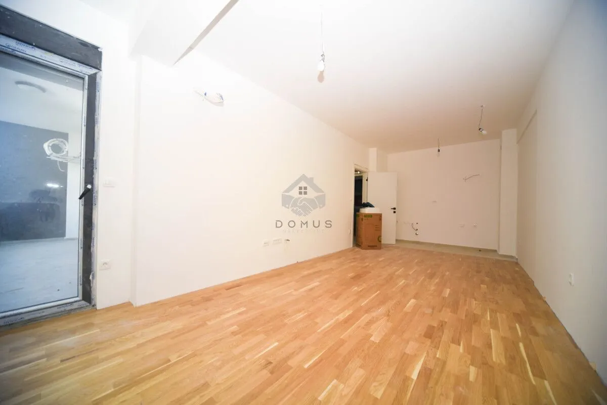 Prodaja, dvosoban stan, 64m², Stari Aerodrom, Podgorica