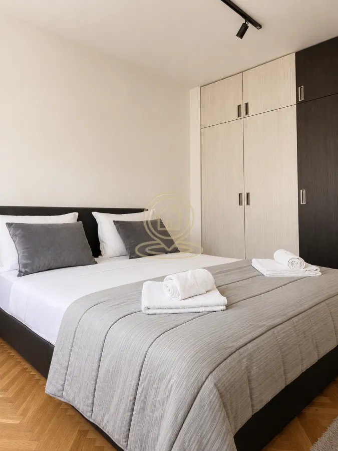 Rent, two bedroom apartment, 54m², Kalenić Pijaca, Vračar Sve Podlokacije
