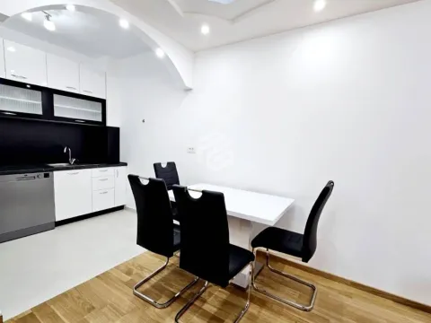 Izdavanje, jednosoban stan, 49m², City Kvart, Podgorica - image 4