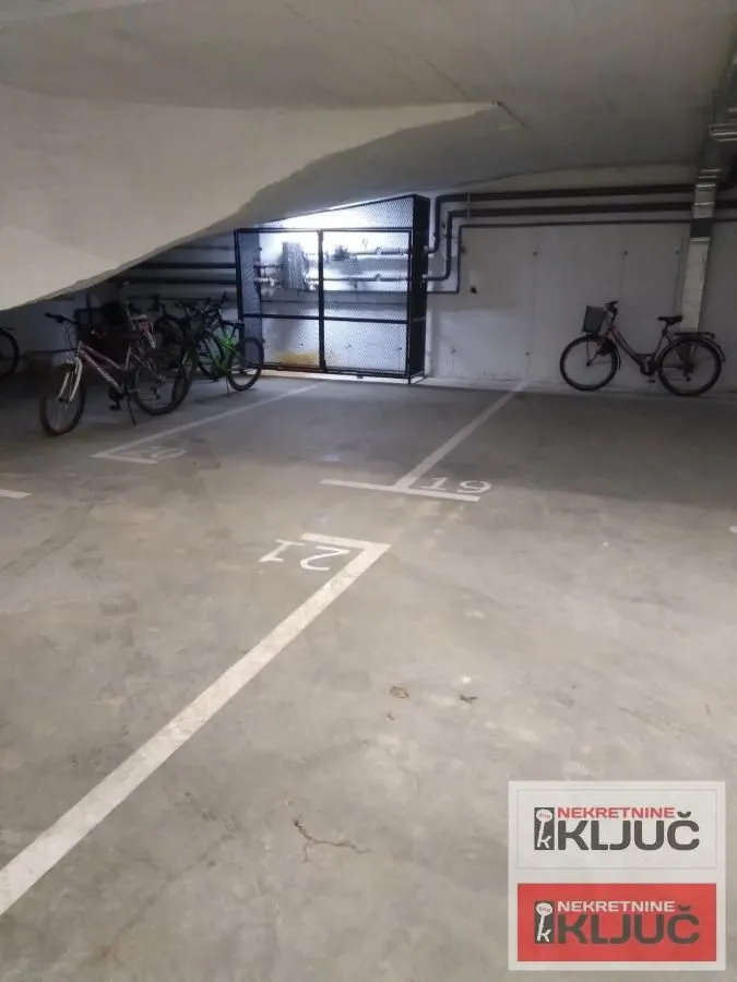Rent, parking/garage, 12m², Telep, Novi Sad Sve Podlokacije
