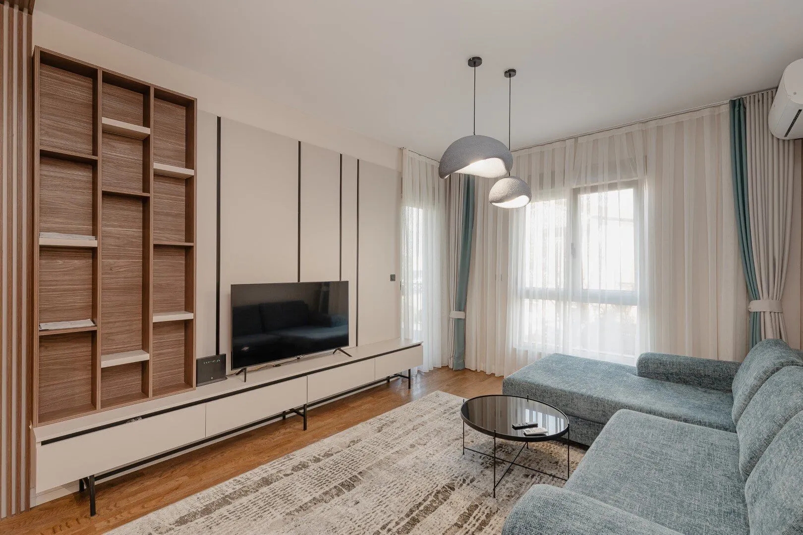 Prodaja, jednosoban stan, 46m², Tivat, Crna Gora