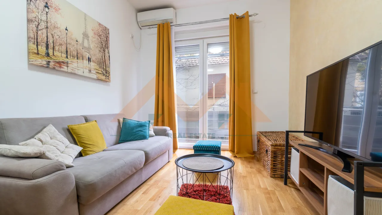 Izdavanje, jednosoban stan, 41m², Vezirov Most, Podgorica