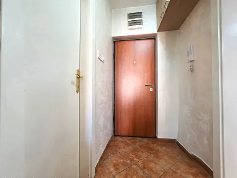 Izdavanje, stan, 44m², Stari Aerodrom, Podgorica - image 7