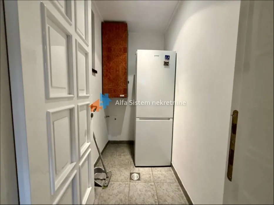 Rent, office space, 147m², Kalenić Pijaca, Vračar Sve Podlokacije