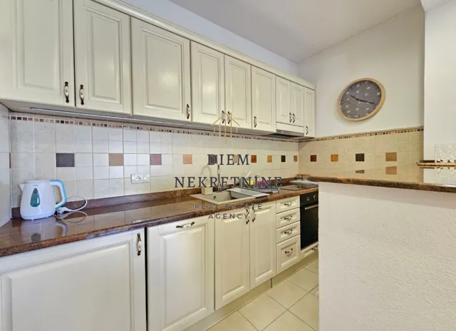 Rent, two bedroom apartment, 60m², Centar, Bar