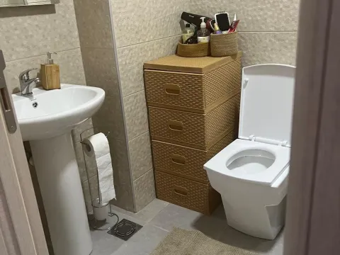 Rent, one bedroom apartment, 45m², Budva, Crna Gora - image 6