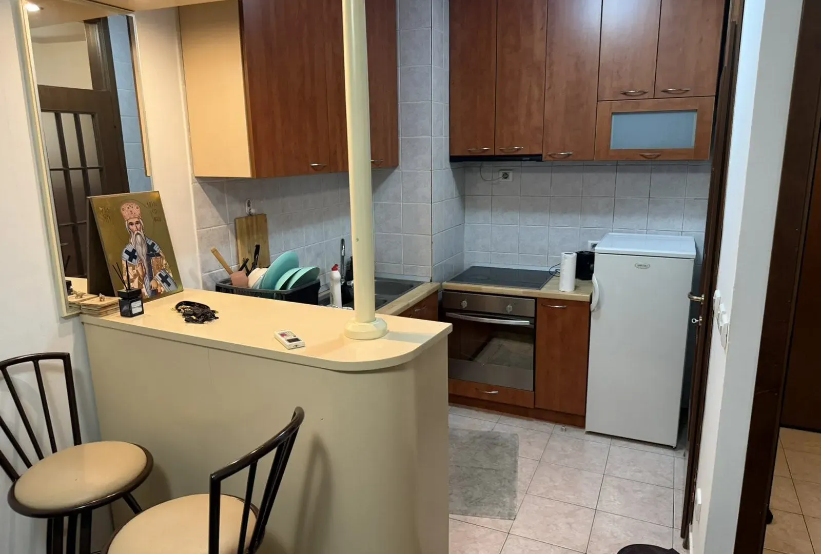 Izdavanje, jednosoban stan, 45m², Stari Aerodrom, Podgorica