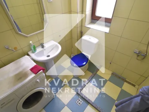 Rent, three bedroom apartment, 85m², Dalmatinska ulica, Podgorica - image 10