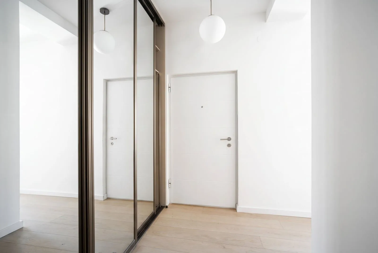 Prodaja, trosoban stan, 55m², Tivat, Crna Gora