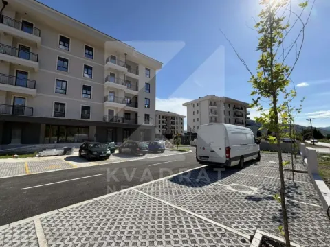 Rent, one bedroom apartment, 48m², Tološi, Podgorica - image 14