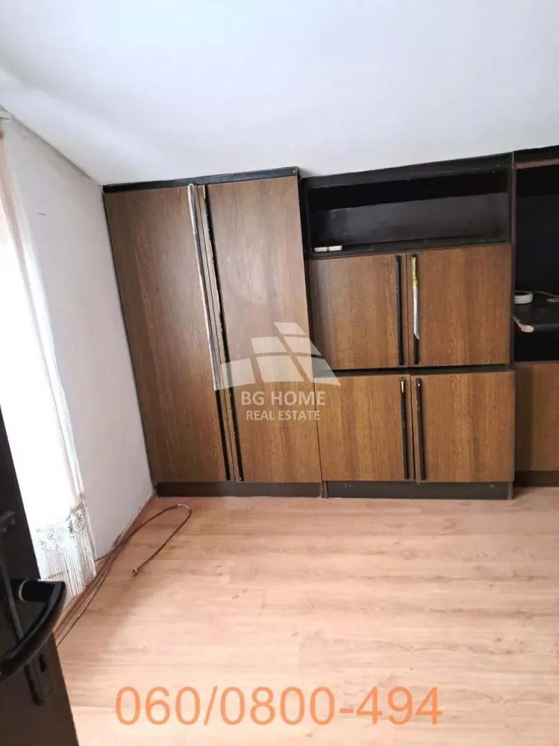 Izdavanje, dvosoban stan, 45m², Uciteljsko Naselje, Zvezdara Sve Podlokacije