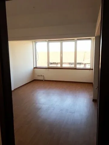 Rent, office space, 700m², Altina, Beograd