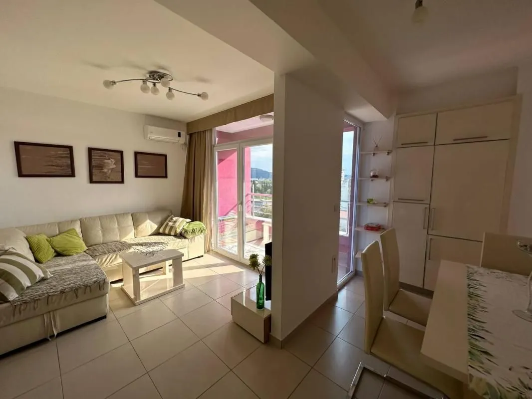 Rent, two bedroom apartment, 60m², Ilino, Bar