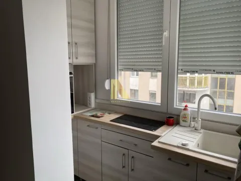 Prodaja, jednosoban stan, 35m², Adamovićevo Naselje, Novi Sad Sve Podlokacije - image 7