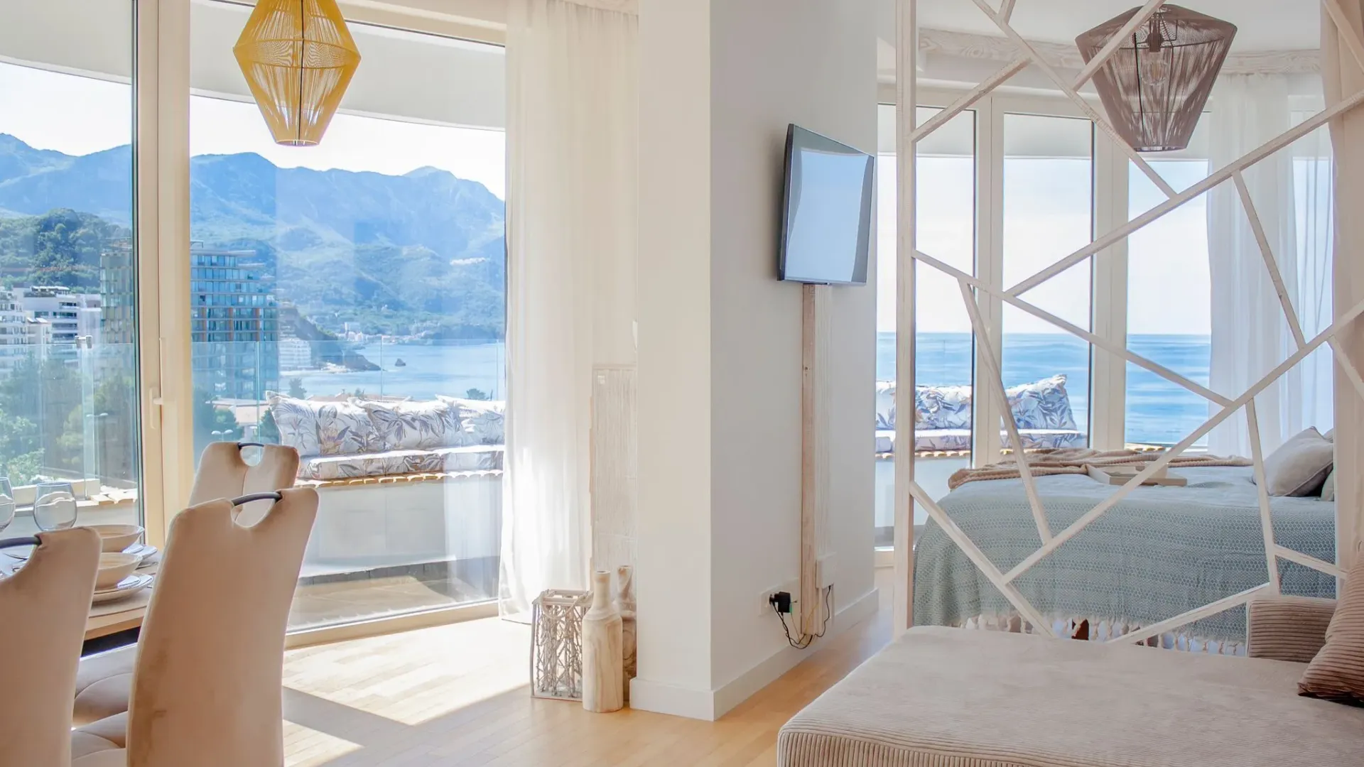 Sale, one bedroom apartment, 98m², Bečići, Budva