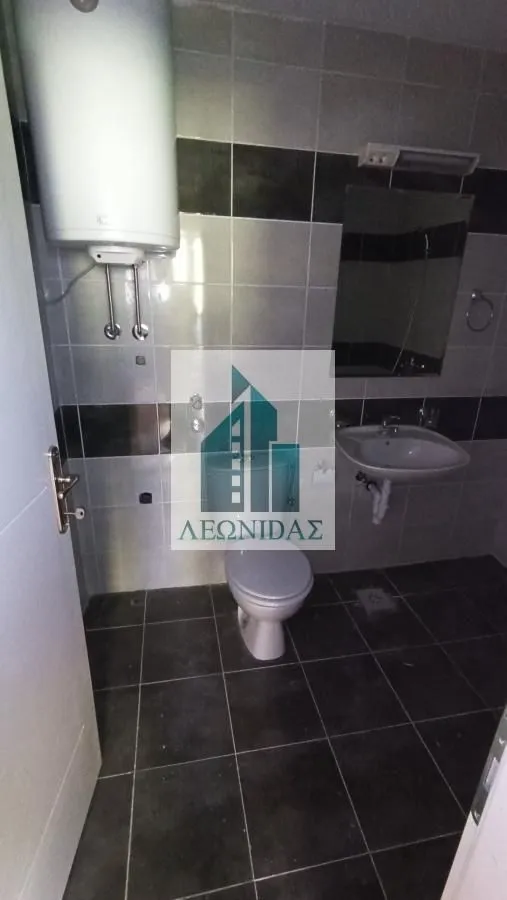 Sale, three bedroom apartment, 79m², Medijana, Niš