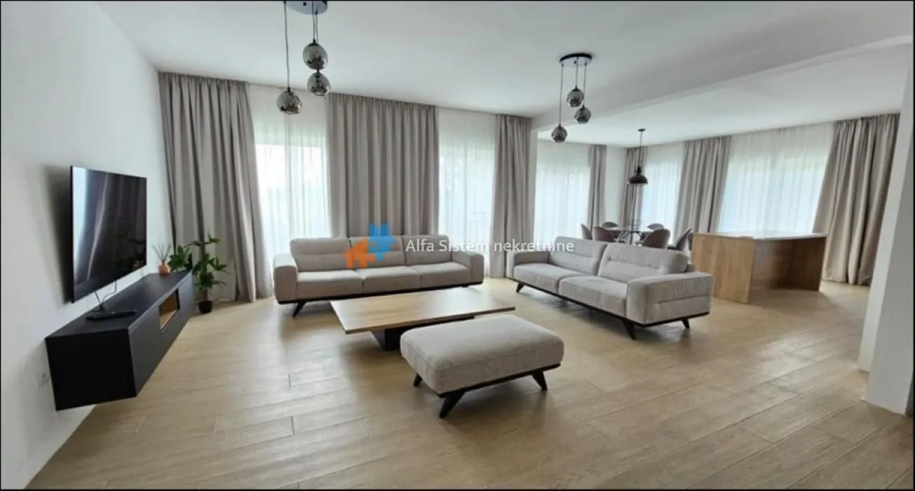 Rent, four bedroom apartment, 160m², Savski Venac, Beograd