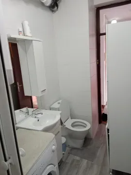 Prodaja, jednosoban stan, 53m², Pobrežje, Podgorica - image 8