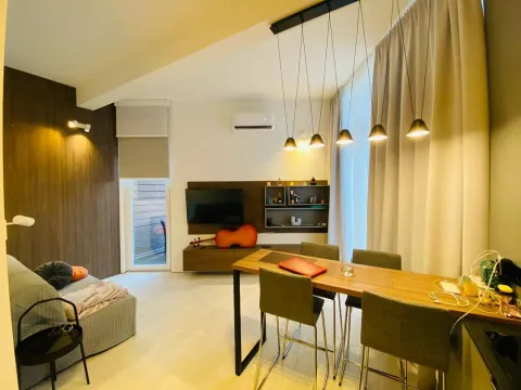Rent, one bedroom apartment, 36m², Mažina, Tivat - image 3