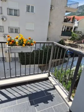 Prodaja, jednosoban stan, 46m², Lazi, Budva - image 2