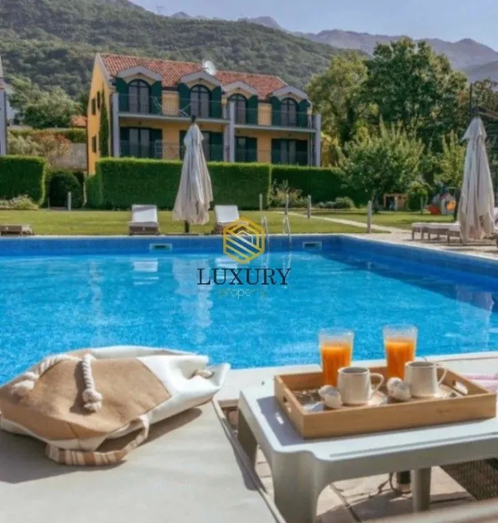 Sale, apartment, 176m², Lastva Grbaljska, Kotor