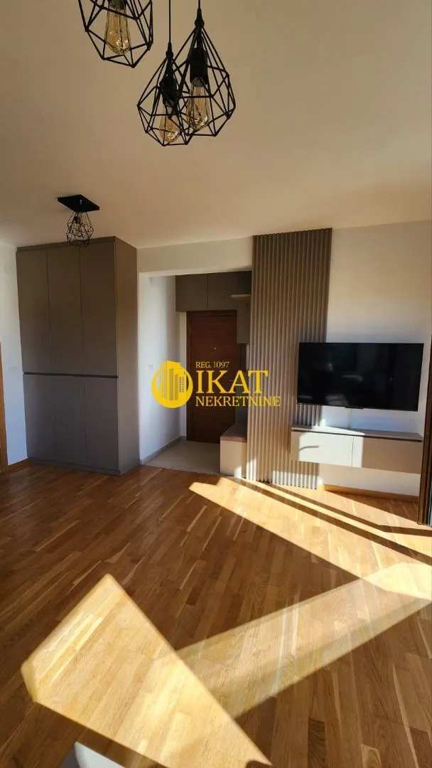 Prodaja, jednosoban stan, 41m², 25. Maj, Zlatibor