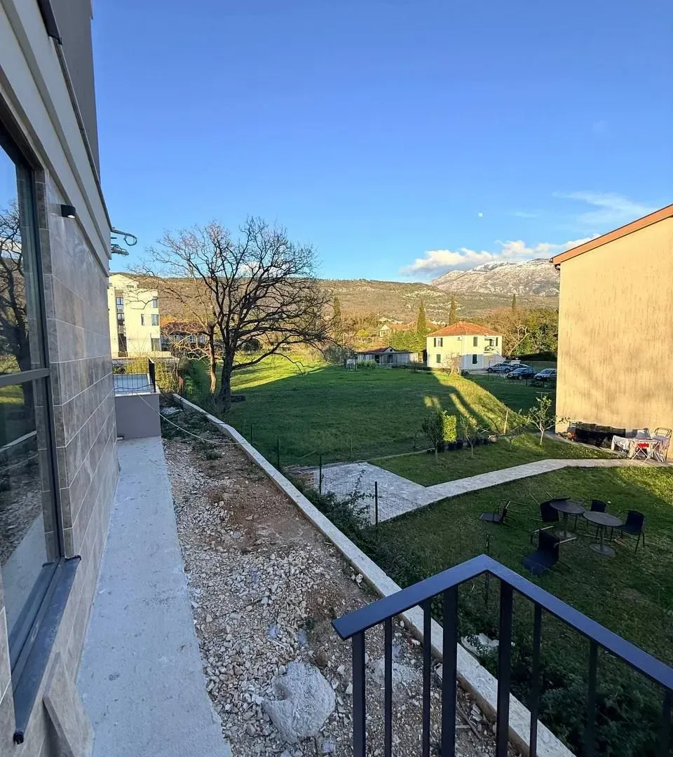 Prodaja, dvosoban stan, 72m², Tivat, Crna Gora