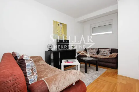 Rent, studio apartment, 28m², Tuški Put, Podgorica - image 2