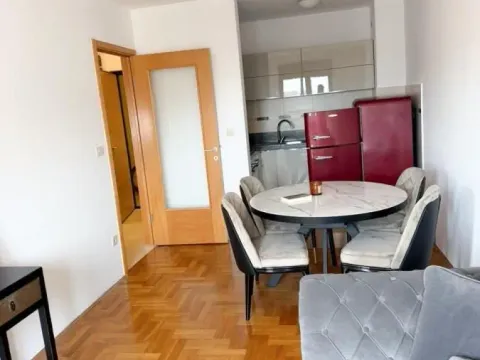 Prodaja, stan, 39m², Stari Aerodrom, Podgorica - image 8