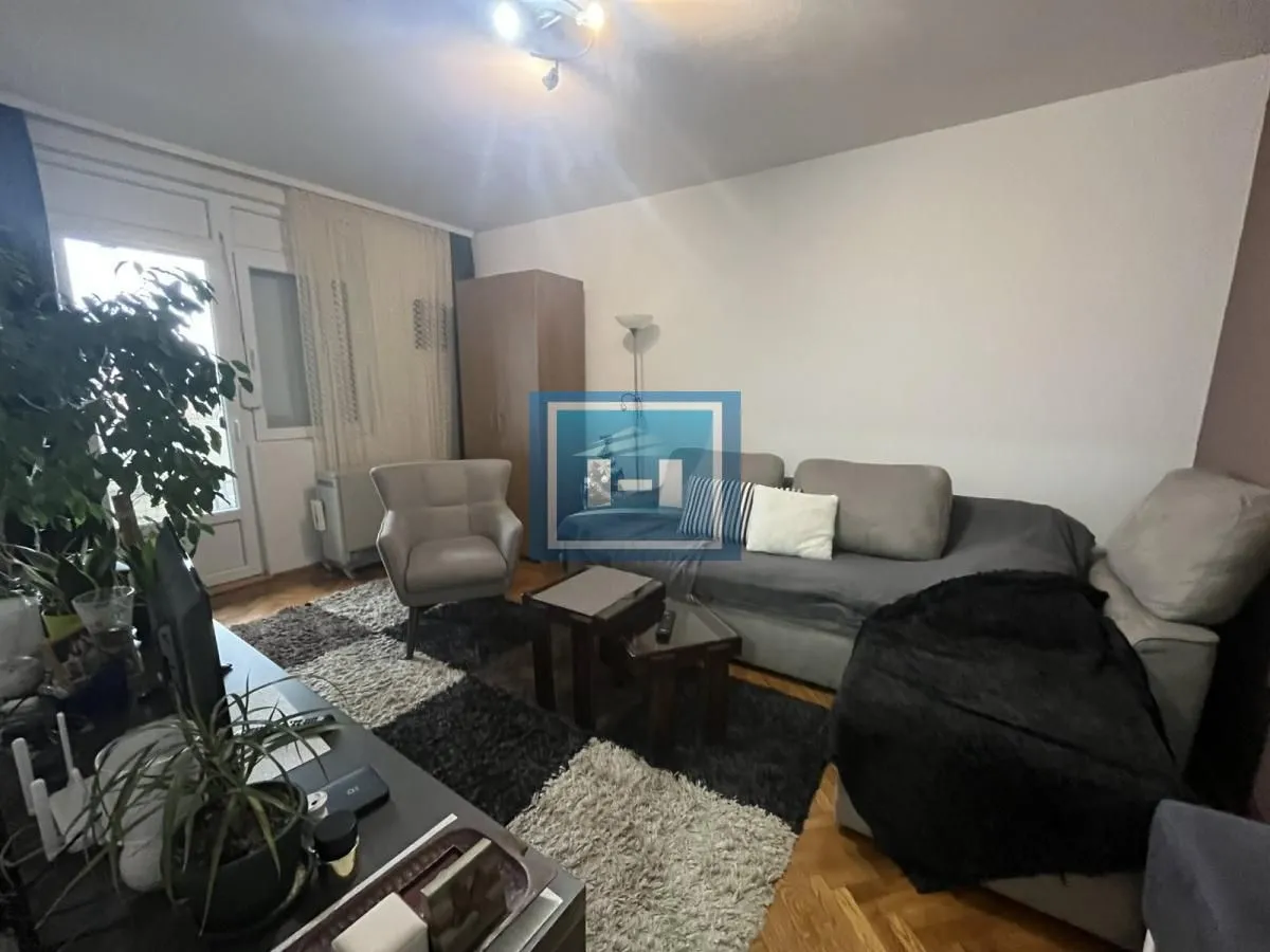 Prodaja, trosoban stan, 66m², Centar, Jagodina