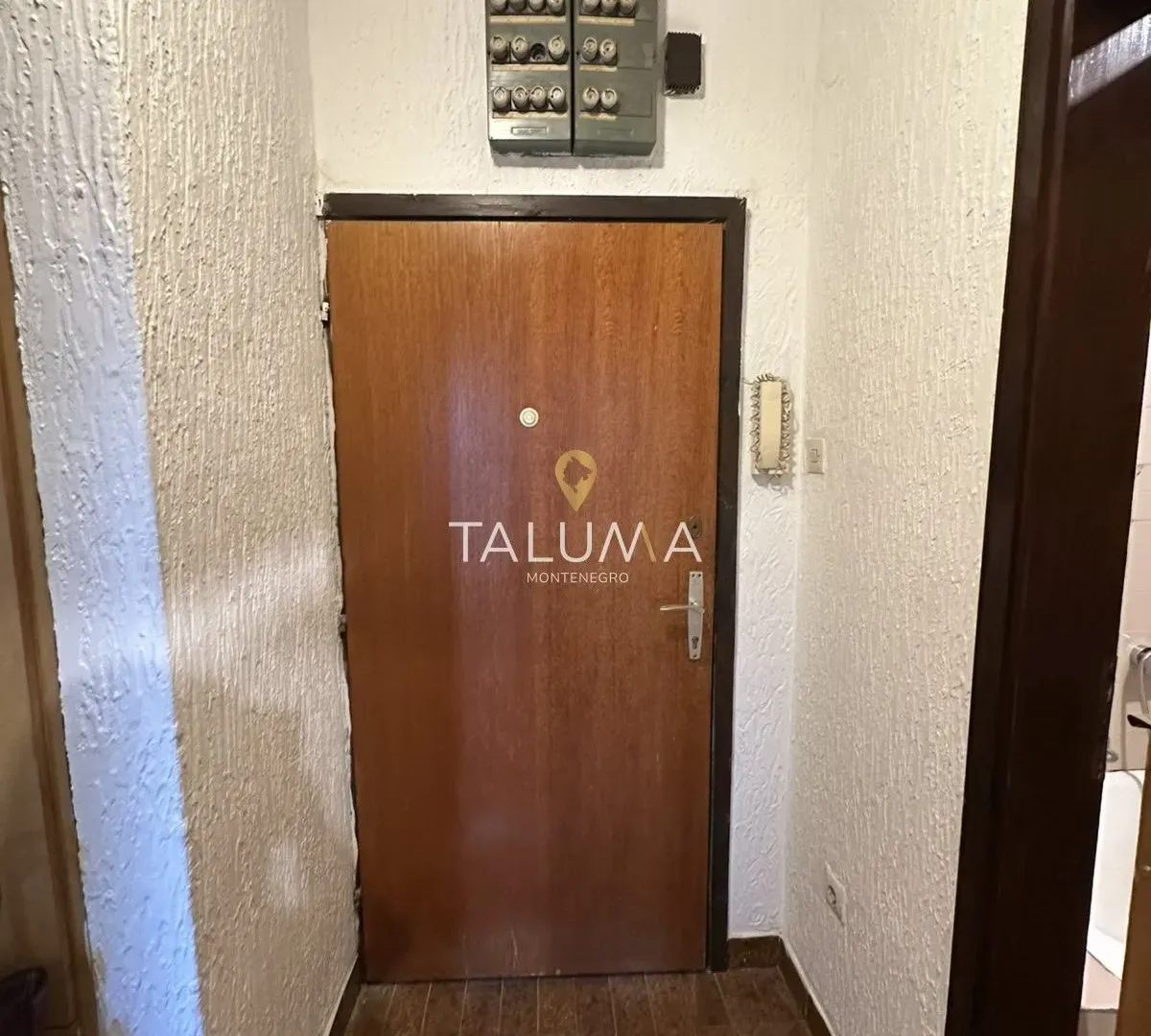 Rent, one bedroom apartment, 35m², Momišići, Podgorica