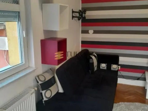 Prodaja, četvorosoban stan, 120m², Stari grad, Novi Sad - image 6