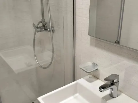 Izdavanje, dvosoban stan, 69m², Master Kvart, Podgorica - image 3