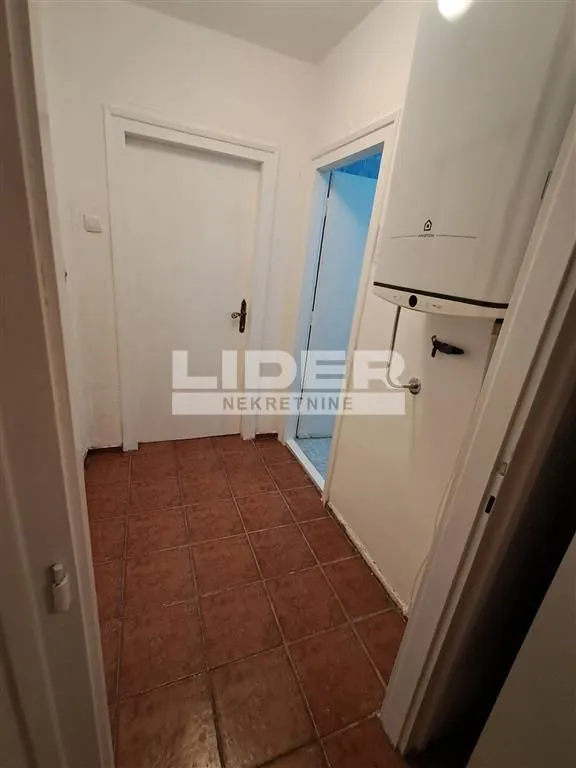 Prodaja, jednosoban stan, 44m², Savski Venac, Beograd