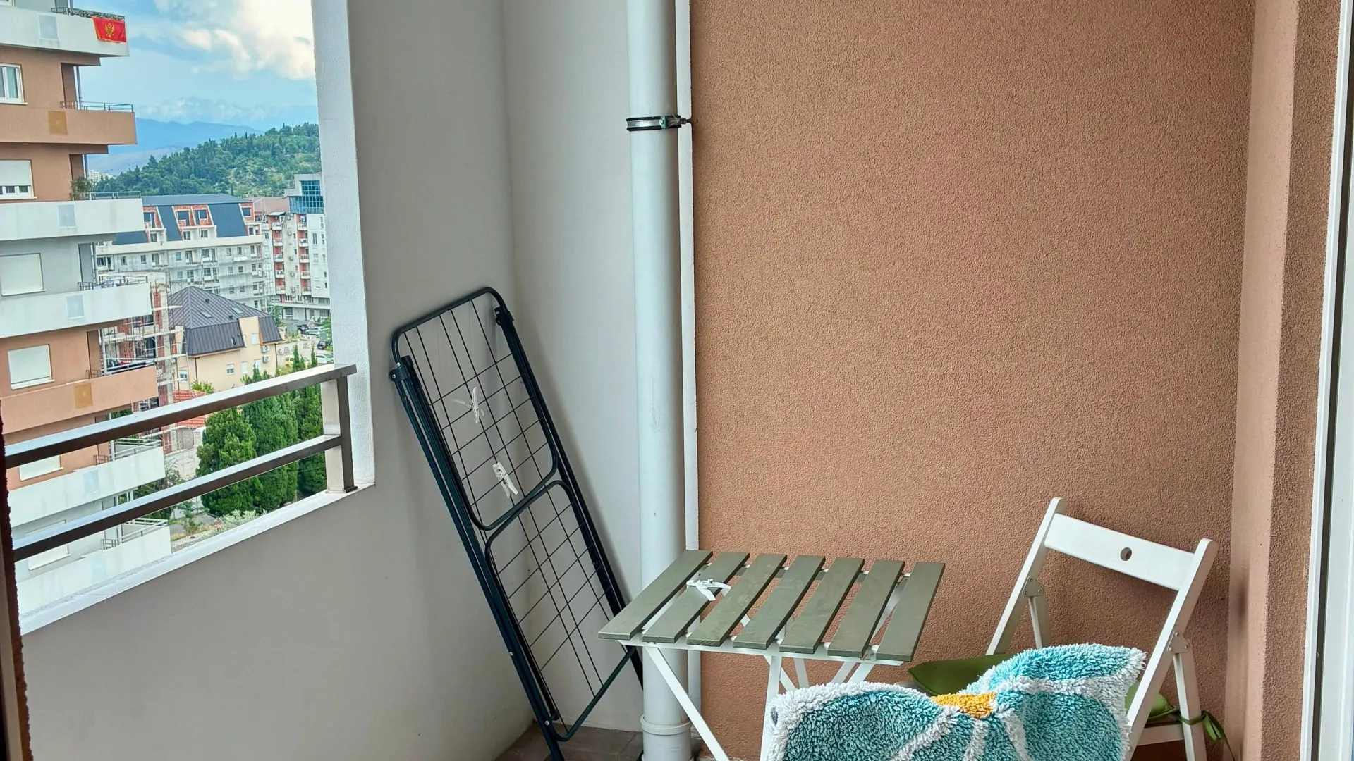 Prodaja, jednosoban stan, 46m², Central Point, Podgorica