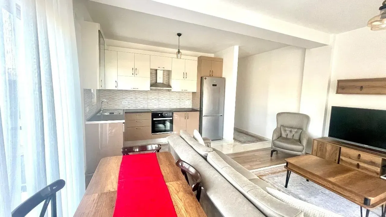 Izdavanje, jednosoban stan, 50m², Stari Aerodrom, Podgorica