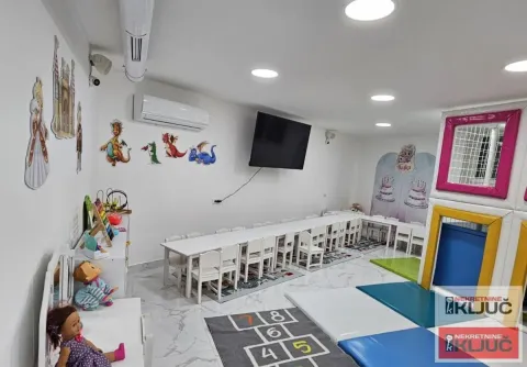 Rent, office space, 180m², Adice, Novi Sad Sve Podlokacije - image 14