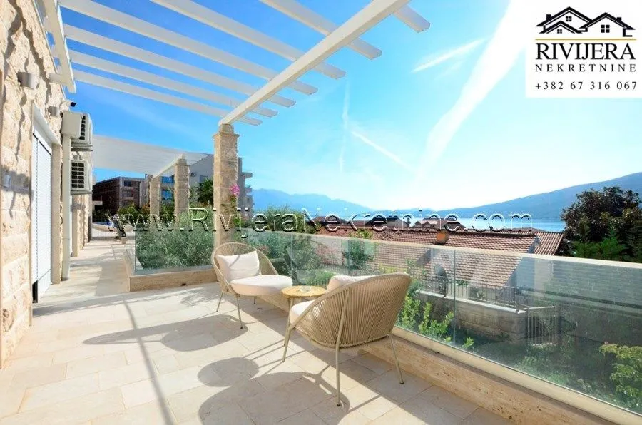 Sale, two bedroom apartment, 157m², Đenovići, Herceg Novi